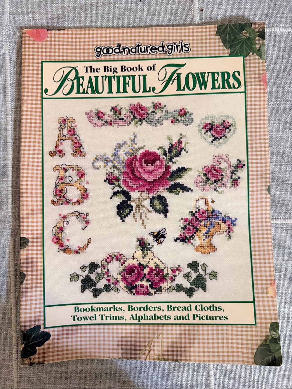 Big Book Of Beautiful Flowers Cross Stitch Embroidery Needlework Pattern Book